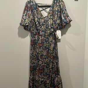 Secret Charm Blue Floral Metallic midi dress with back detail - Size Large - NWT